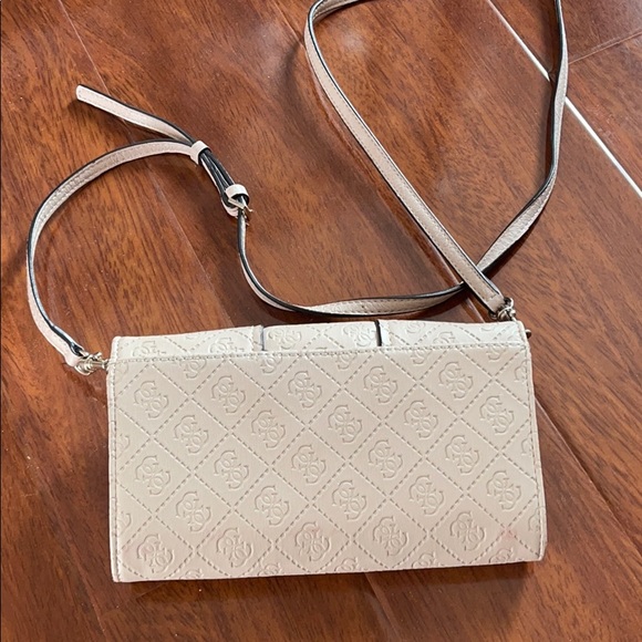 Guess wallet/clutch - Picture 5 of 5